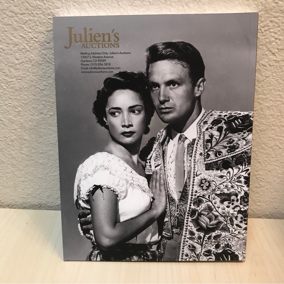 Julien’s Hollywood Icons. 7/22Auction Catalogue NEW - Picture 3 of 3